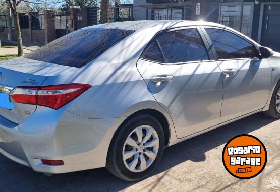 Autos - Toyota Corolla 2016 GNC 144000Km - En Venta