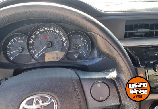 Autos - Toyota Corolla 2016 GNC 144000Km - En Venta
