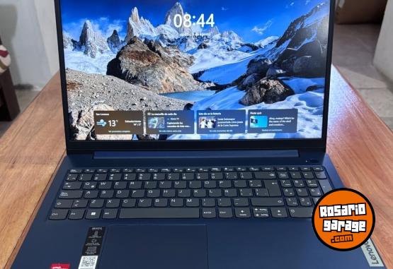 Informática - Notebook Lenovo Ryzen 3 7320u 256 Gb SSD m2 - En Venta