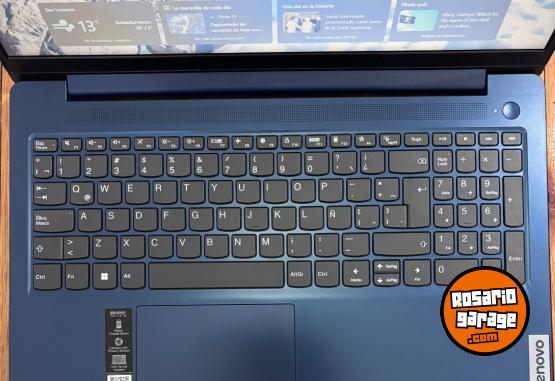 Informática - Notebook Lenovo Ryzen 3 7320u 256 Gb SSD m2 - En Venta