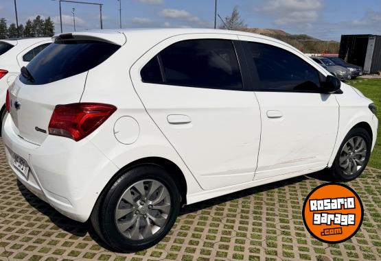 Autos - Chevrolet Onix Joy 2022 Nafta 70000Km - En Venta