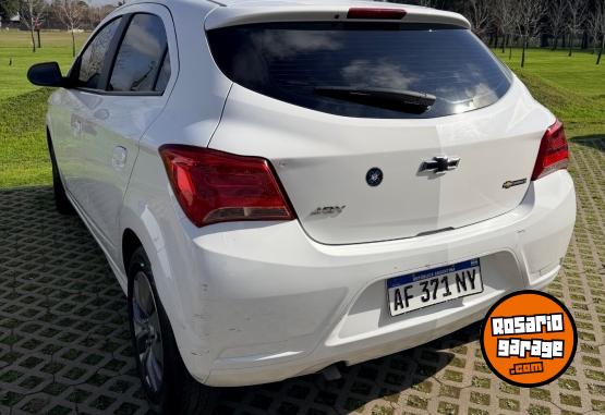 Autos - Chevrolet Onix Joy 2022 Nafta 70000Km - En Venta