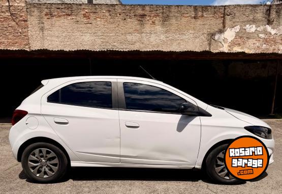 Autos - Chevrolet Onix Joy 2022 Nafta 75000Km - En Venta