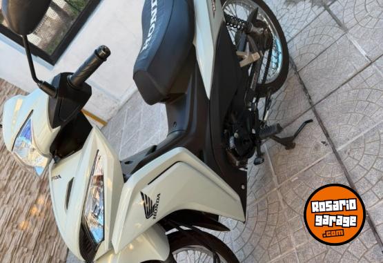 Motos - Honda Wave 2023 Nafta 12400Km - En Venta