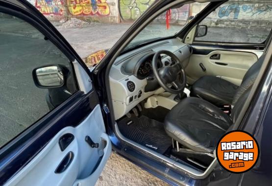 Utilitarios - Renault Kangoo 2013 GNC 198000Km - En Venta