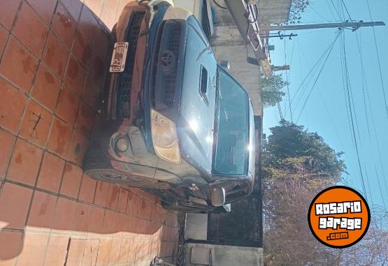 Camionetas - Toyota Hilux srv 2009 Diesel 245000Km - En Venta