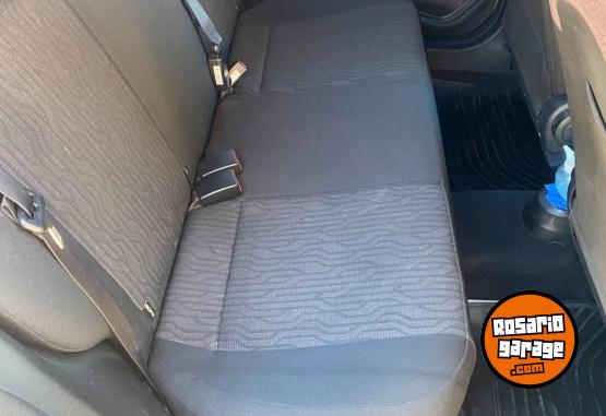 Autos - Fiat Cronos Drive 1.3 GSE 2023 Nafta 115000Km - En Venta