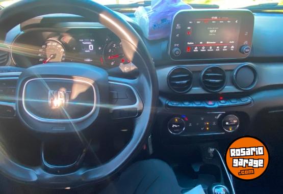 Autos - Fiat Cronos Drive 1.3 GSE 2023 Nafta 115000Km - En Venta