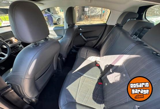 Autos - Peugeot 208 Feline 2016 Nafta 72000Km - En Venta