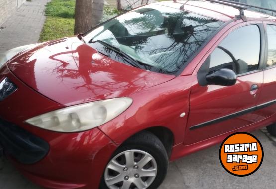 Autos - Peugeot 207 2010 Nafta 215000Km - En Venta