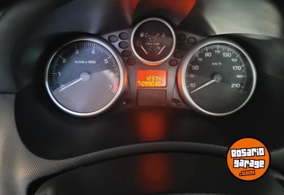 Autos - Peugeot 207 2011 Nafta 99000Km - En Venta