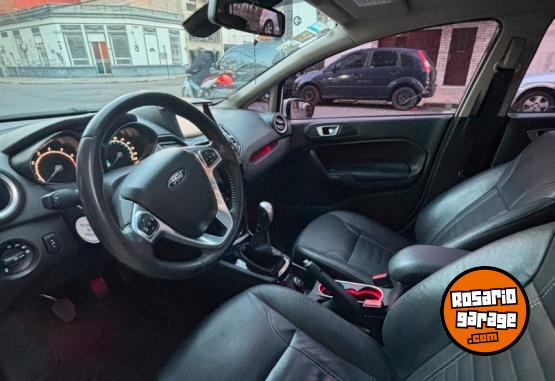 Autos - Ford fiesta titanium 2014 Nafta 140000Km - En Venta