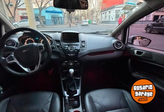 Autos - Ford fiesta titanium 2014 Nafta 140000Km - En Venta