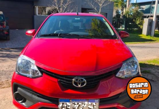 Autos - Toyota Etios X 2023 Nafta 23500Km - En Venta