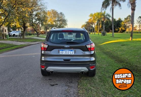 Camionetas - Ford kuga 2017 Nafta 75000Km - En Venta