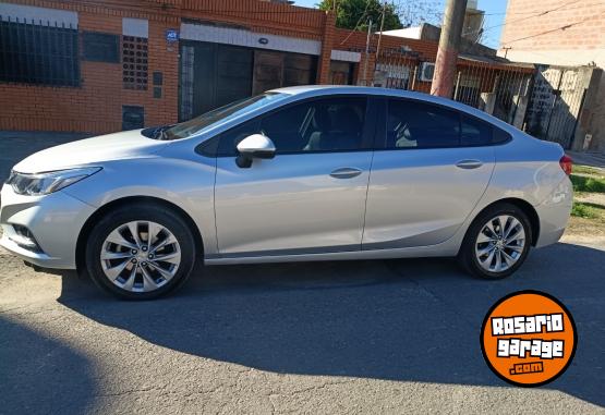 Autos - Chevrolet Cruze lt 2018 Nafta 91500Km - En Venta