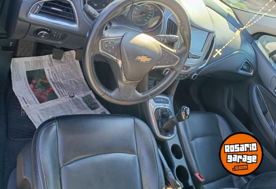 Autos - Chevrolet Cruze lt 2018 Nafta 91500Km - En Venta