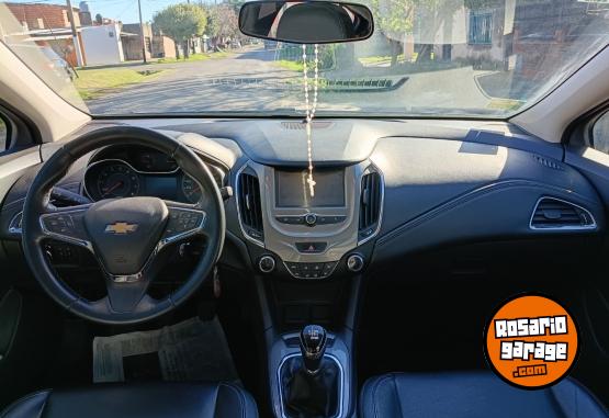 Autos - Chevrolet Cruze lt 2018 Nafta 91500Km - En Venta
