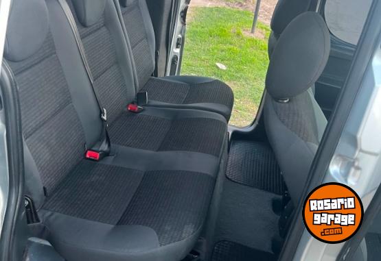 Utilitarios - Citroen Berlingo 2018 Diesel 108000Km - En Venta