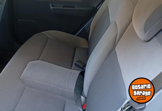 Autos - Chevrolet Cobal 2013 GNC 121000Km - En Venta