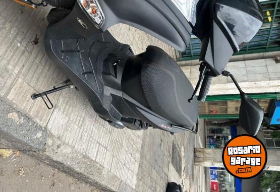 Motos - Kymco Agility 125 2024 Nafta 3600Km - En Venta