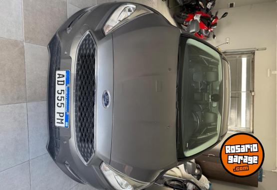 Autos - Ford Focus 2019 Nafta 80000Km - En Venta