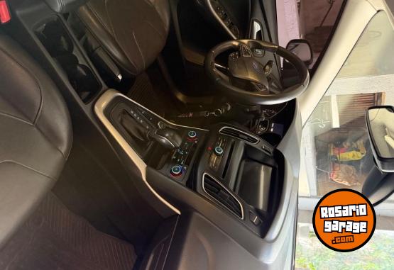 Autos - Ford Focus 2019 Nafta 80000Km - En Venta