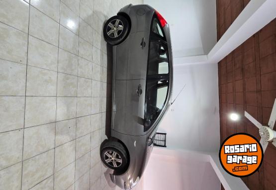 Autos - Ford Focus Ambiente 2009 Nafta 180000Km - En Venta
