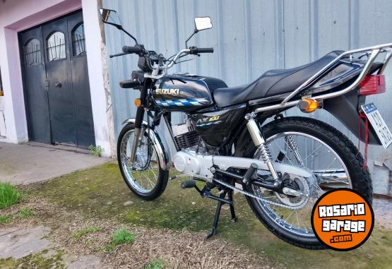 Motos - Suzuki Ax100 2023 Nafta 9500Km - En Venta