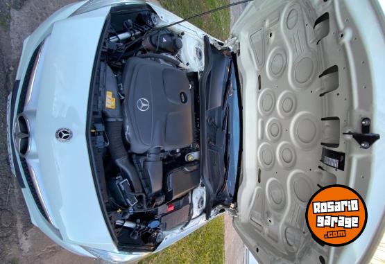Autos - Mercedes Benz A200 2018 Nafta 84000Km - En Venta