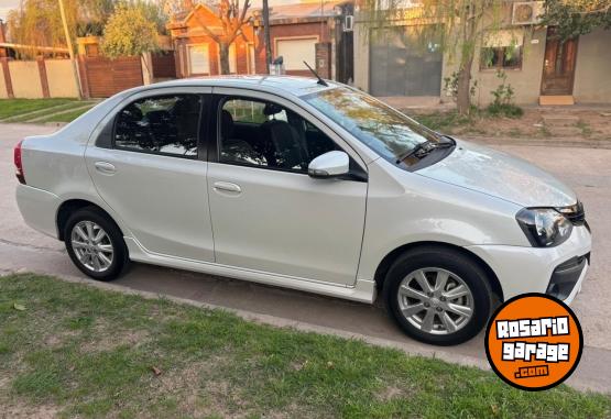 Autos - Toyota Etios, XLS, full, 2018 Nafta 100000Km - En Venta