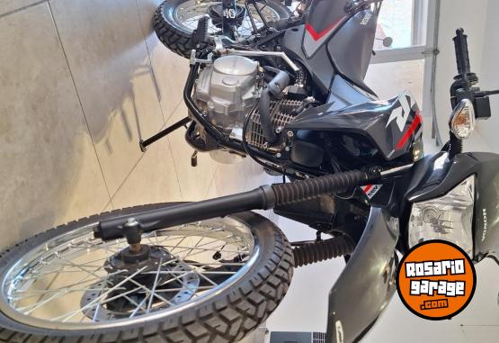 Motos - Honda XR 150 2025 Nafta 360Km - En Venta