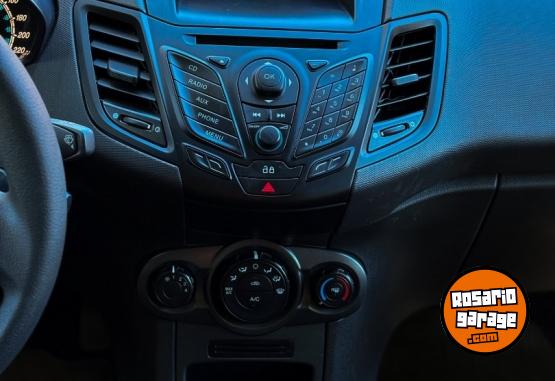 Autos - Ford FIESTA 1.6 S PLUS 2015 Nafta 86000Km - En Venta