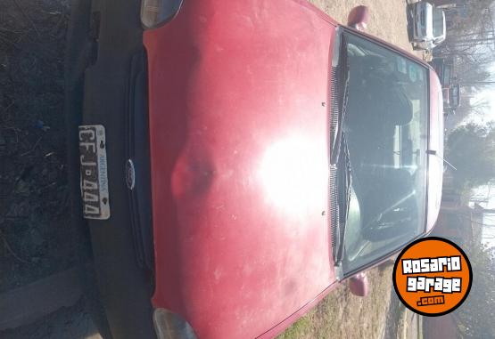 Autos - Ford Escort 1998 Nafta 300000Km - En Venta