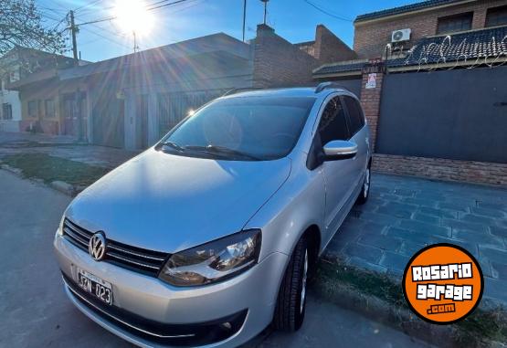 Autos - Volkswagen Suran 2011 Nafta 106Km - En Venta