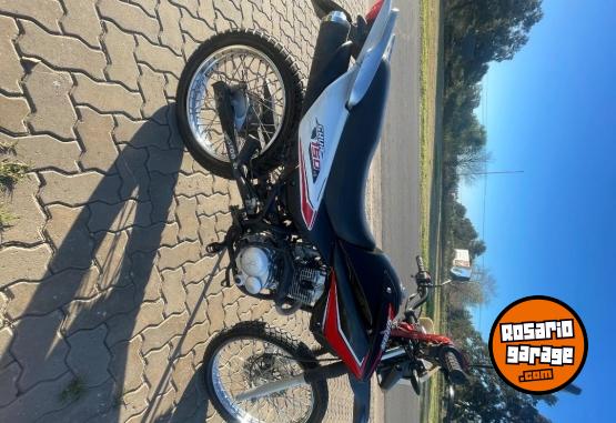 Motos - Motomel 150 2023 Nafta 20000Km - En Venta