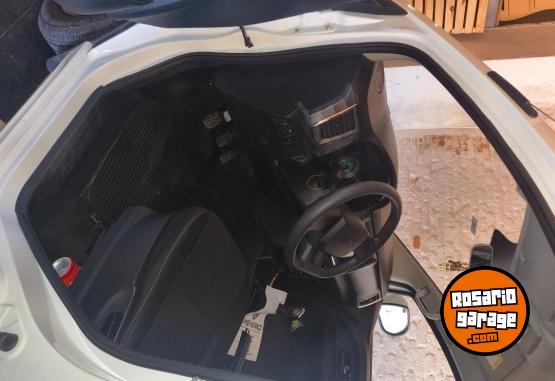 Utilitarios - Shineray Furgón 2026 Nafta 7900Km - En Venta