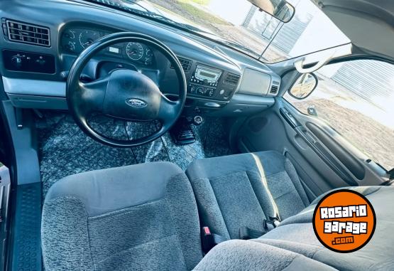 Camionetas - Ford F100 2011 Diesel 247000Km - En Venta