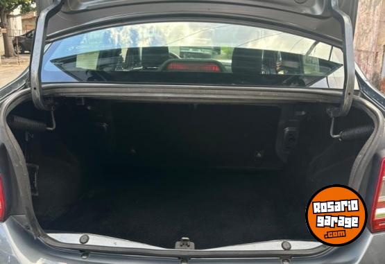 Autos - Renault Logan ZEN 2022 Nafta 295000Km - En Venta