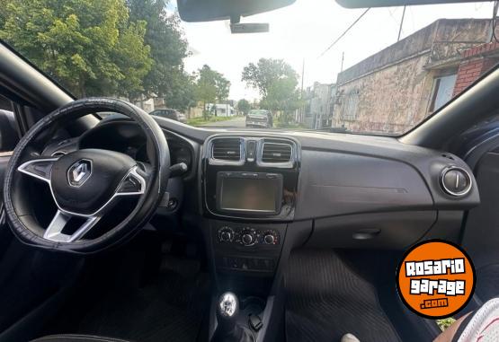Autos - Renault Logan ZEN 2022 Nafta 295000Km - En Venta