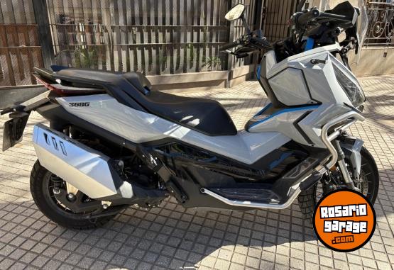 Motos - Zontes 368G 2025 Nafta 2850Km - En Venta
