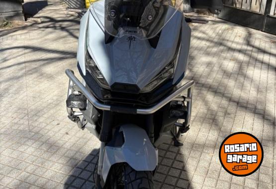 Motos - Zontes 368G 2025 Nafta 2850Km - En Venta