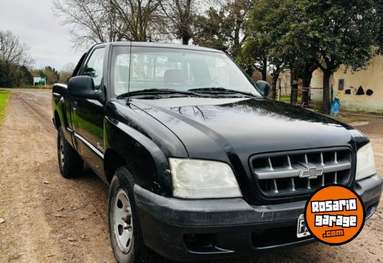Camionetas - Chevrolet S10 cabina simple 2005 Diesel 400000Km - En Venta