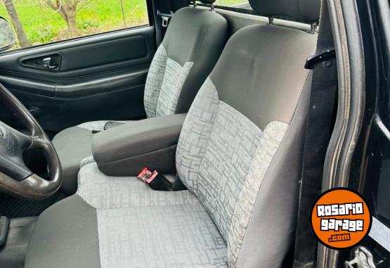 Camionetas - Chevrolet S10 cabina simple 2005 Diesel 400000Km - En Venta