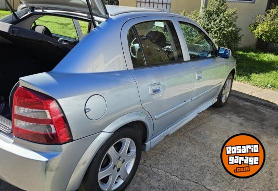 Autos - Chevrolet Astra 2009 Nafta 184000Km - En Venta