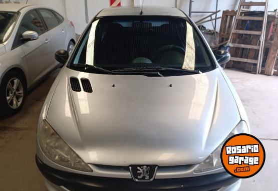 Autos - Peugeot 206 2010 Nafta 198000Km - En Venta