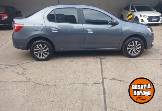 Autos - Renault Logan Intense 1.6 2022 Nafta 83300Km - En Venta