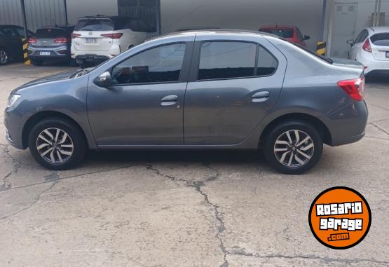 Autos - Renault Logan Intense 1.6 2022 Nafta 83300Km - En Venta