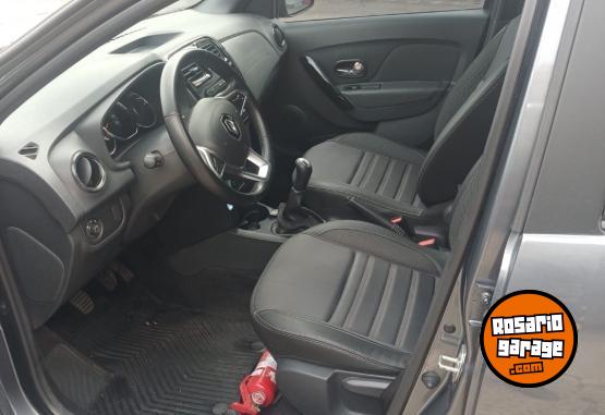 Autos - Renault Logan Intense 1.6 2022 Nafta 83300Km - En Venta