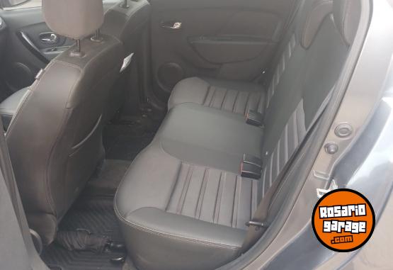 Autos - Renault Logan Intense 1.6 2022 Nafta 83300Km - En Venta